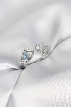 Gözyaşı Model Gümüş Renk Zirkon Taşlı Kadın Yüzük