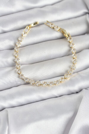 Kare Zirkon Taşlı Gold Renk Pirinç Su Yolu Kadın Bileklik