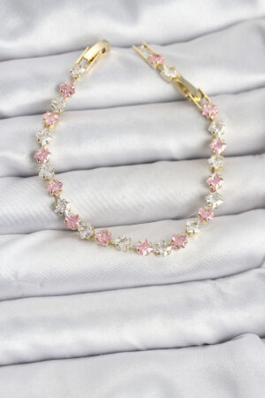 Kare Zirkon Taşlı Gold Renk Kadın Bileklik