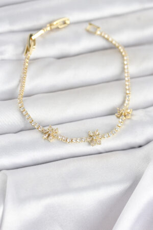 Pirinç Gold Renk Çiçek Model Zirkon Taşlı Su Yolu Kadın Bileklik