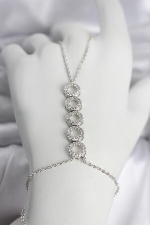 Pirinç Gümüş Renk Zirkon Taşlı Sıralı Halka Model Kadın Şahmeran