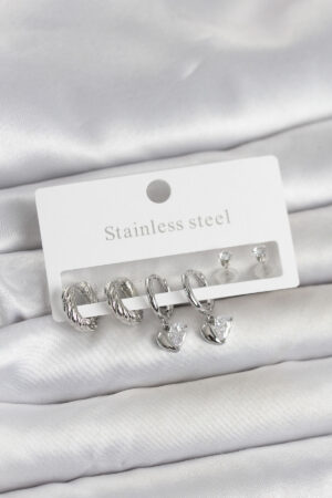 316L Çelik Gümüş Renk Kalp Detaylı Kadın Küpe Seti