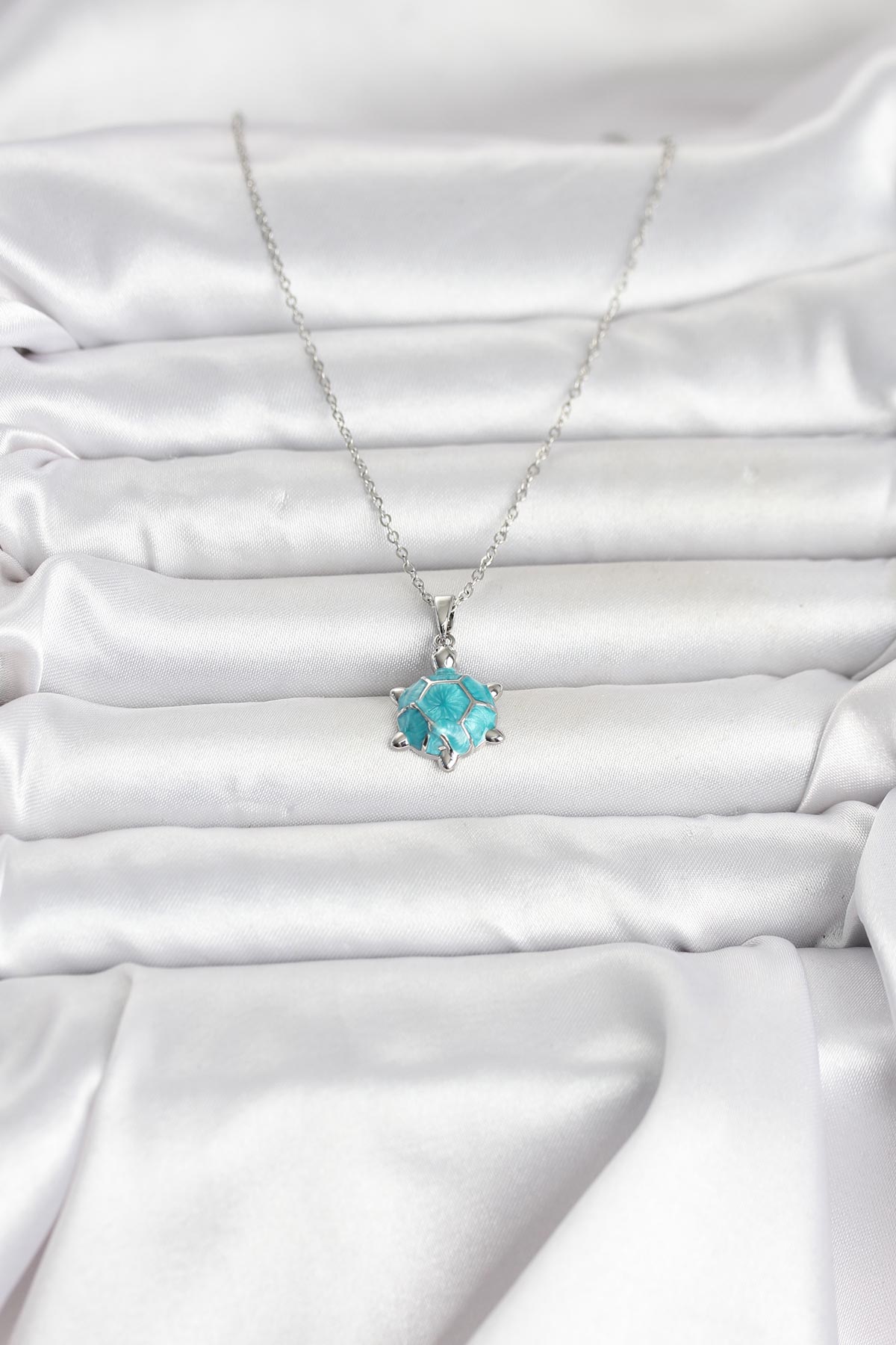 316L Çelik Zincir Gümüş Renk Kaplumbağa Model Kadın Kolye - Görsel 2