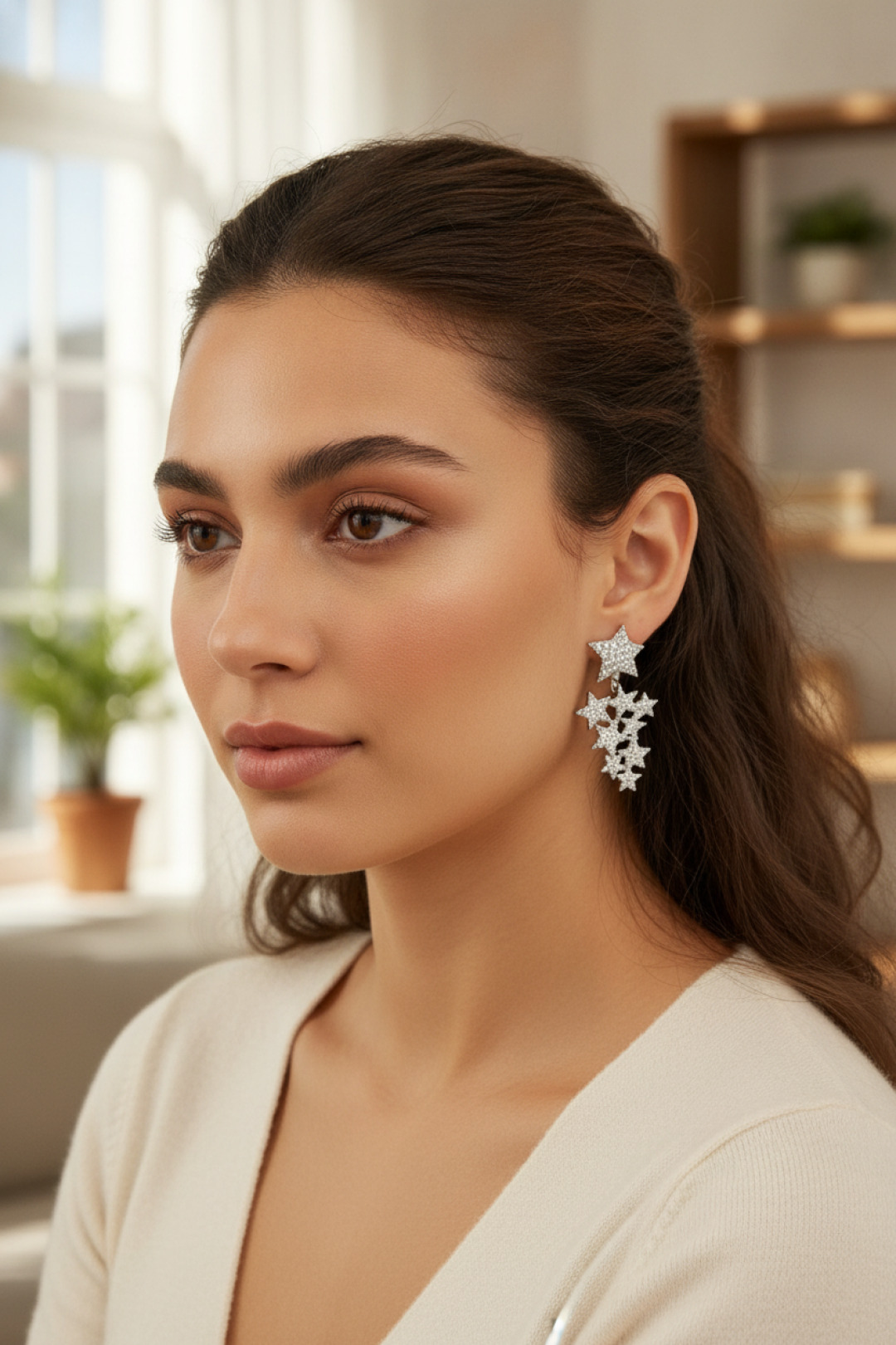 Yıldız Model Gümüş Renk Zirkon Taşlı Küpe - Görsel 2